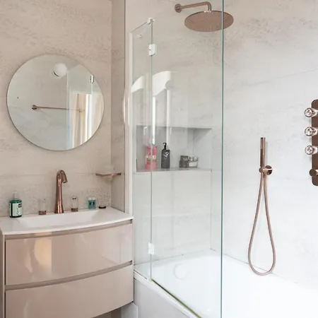 Magnificent Flat In The Heart Of Montparnasse *