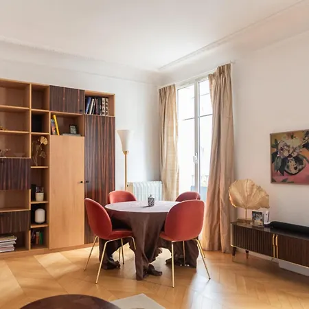 Magnificent Flat In The Heart Of Montparnasse 파리